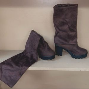 Women’s heeled boots